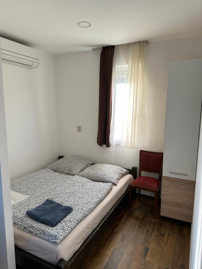 Beregi Apartman Tiszaujvaros Exterior photo